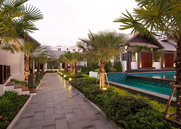 Long Beach Pavilion & Luxury Villas