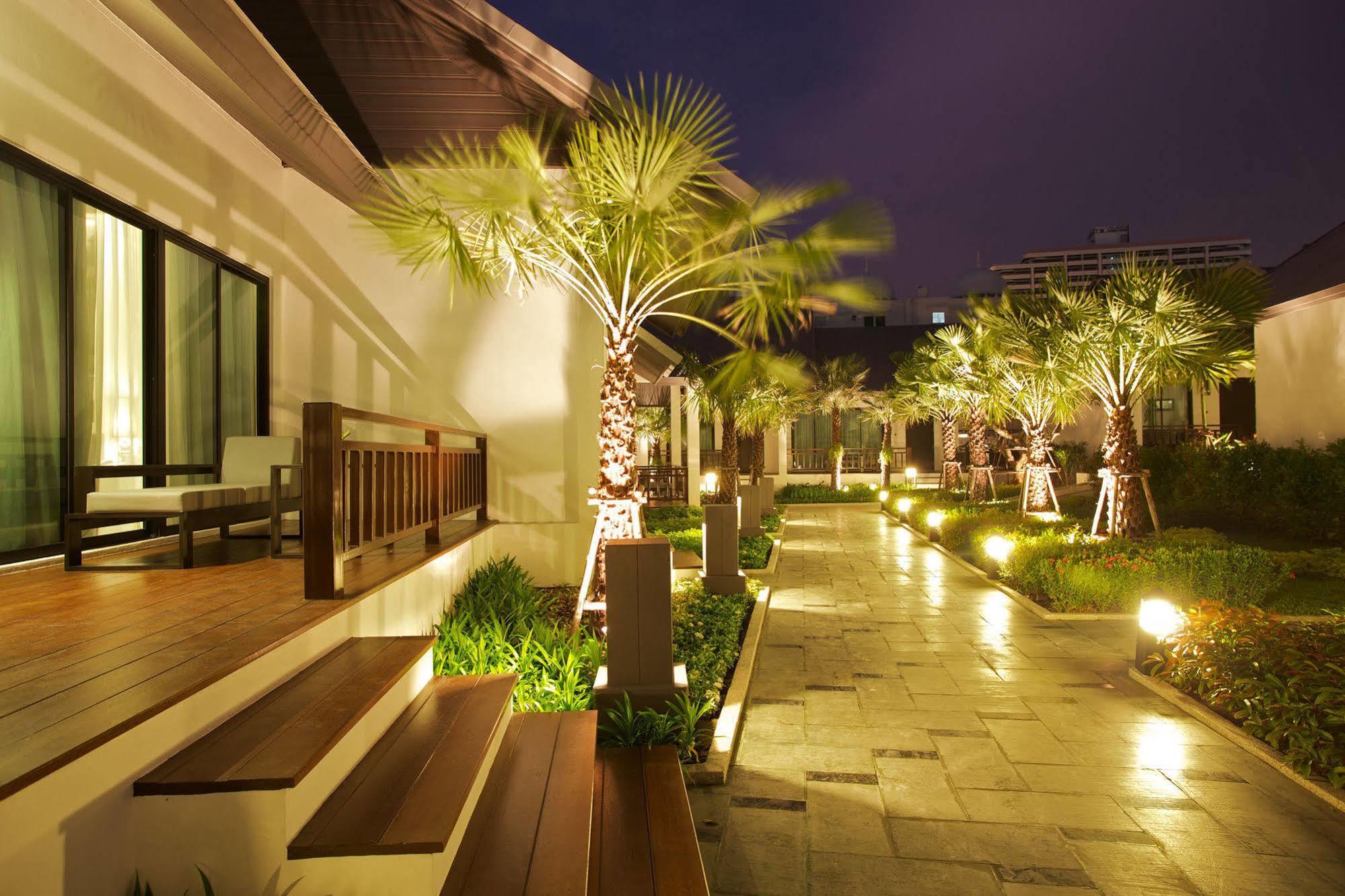 Long Luxury Hotel Pattaya