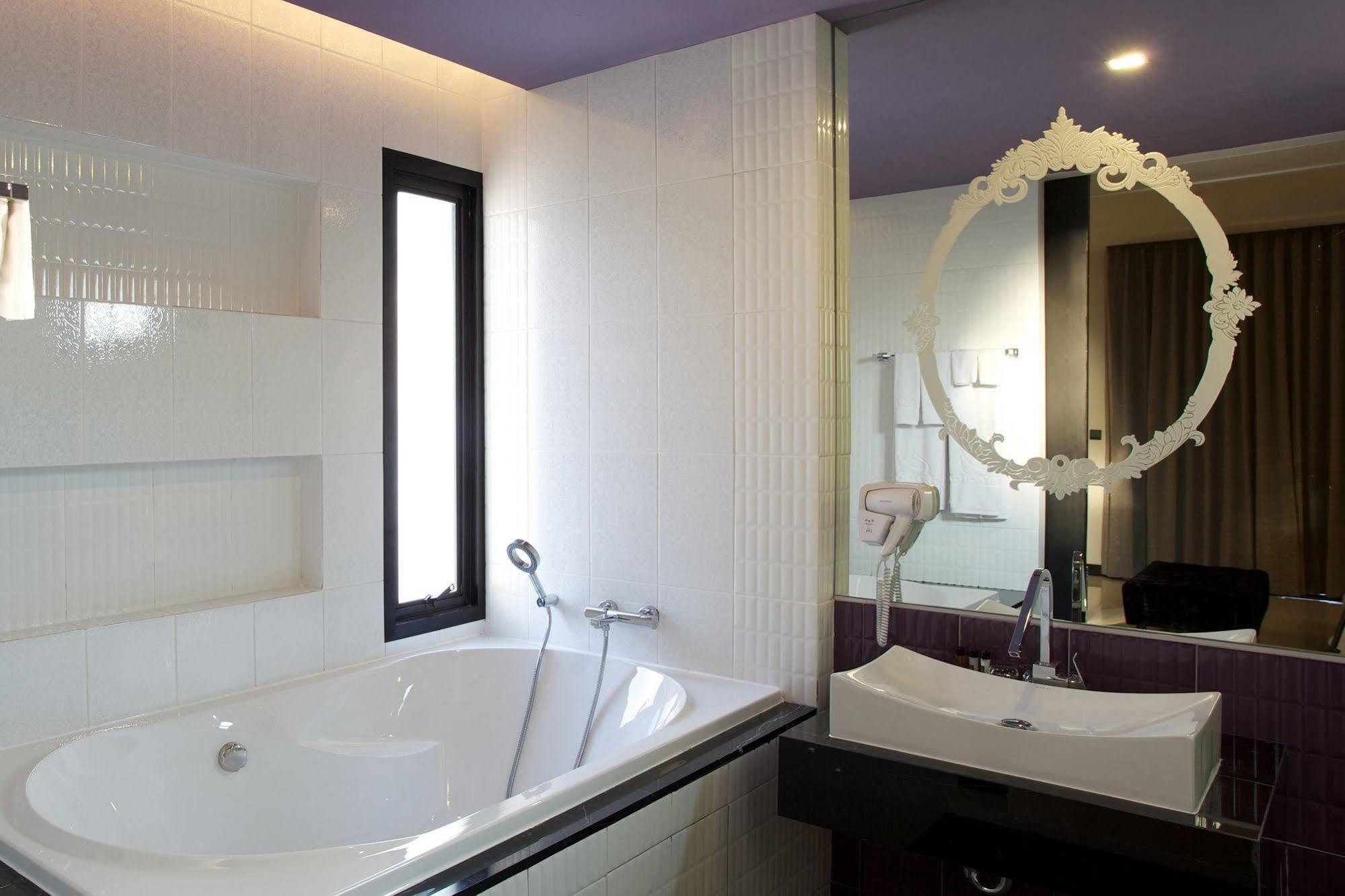 Long Luxury Hotel Pattaya