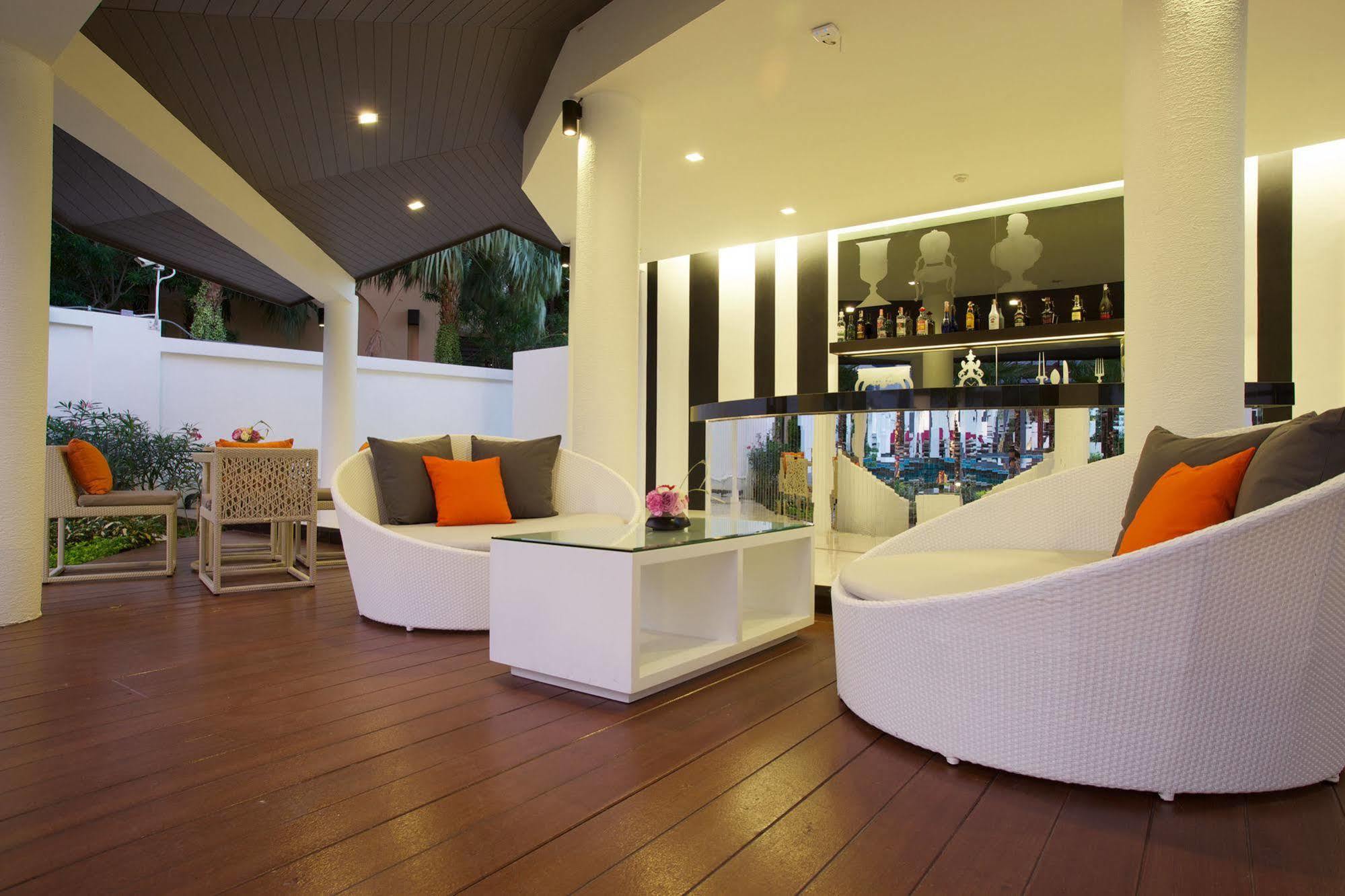 Hotel Long Luxury